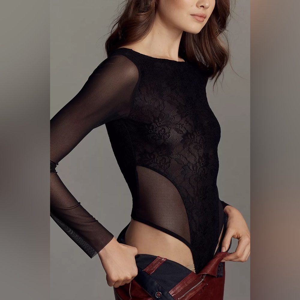 NWT Size S - By Anthropologie Seamed Lace Bodysuit